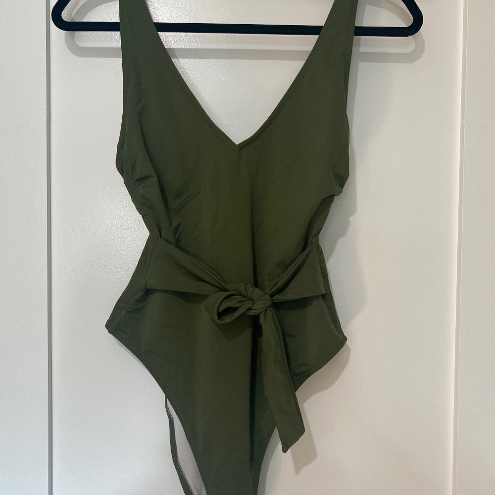 Green one piece bathingsuit